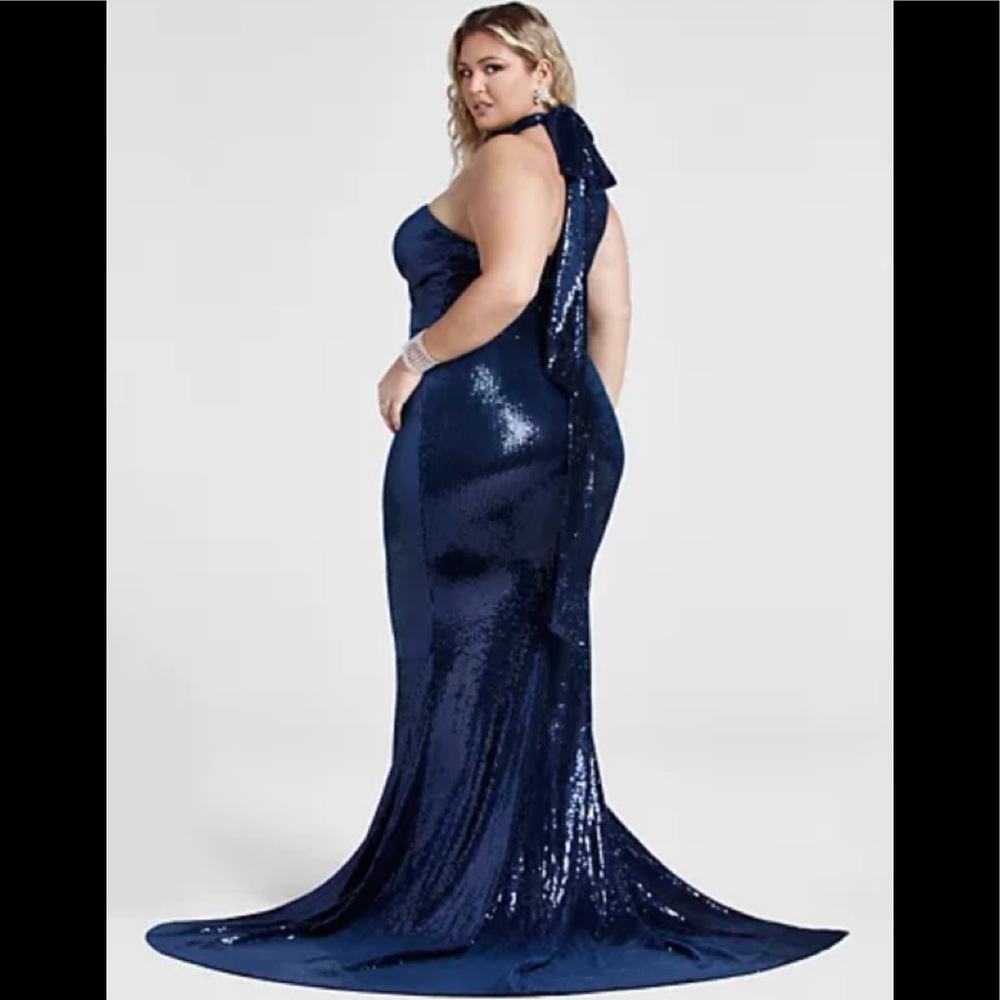 Patrick Starrr  - Sequin Gown Sz 1